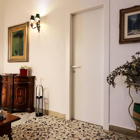 Casa Marele * Palermo