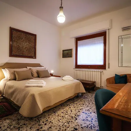 Casa Marele * Palermo