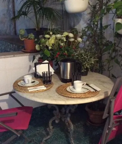 Casa Marele