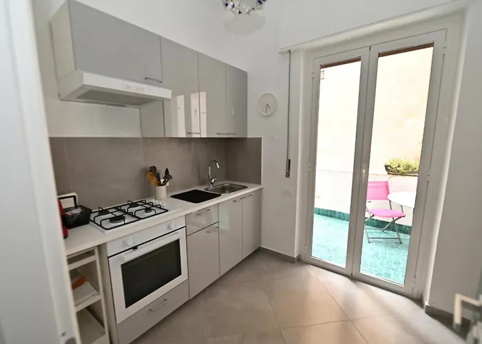 Casa Marele