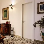 Casa Marele * Palermo